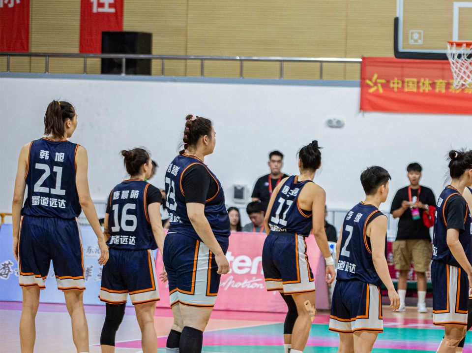 是一位在读, 次夺得大学, 刘禹彤曾经