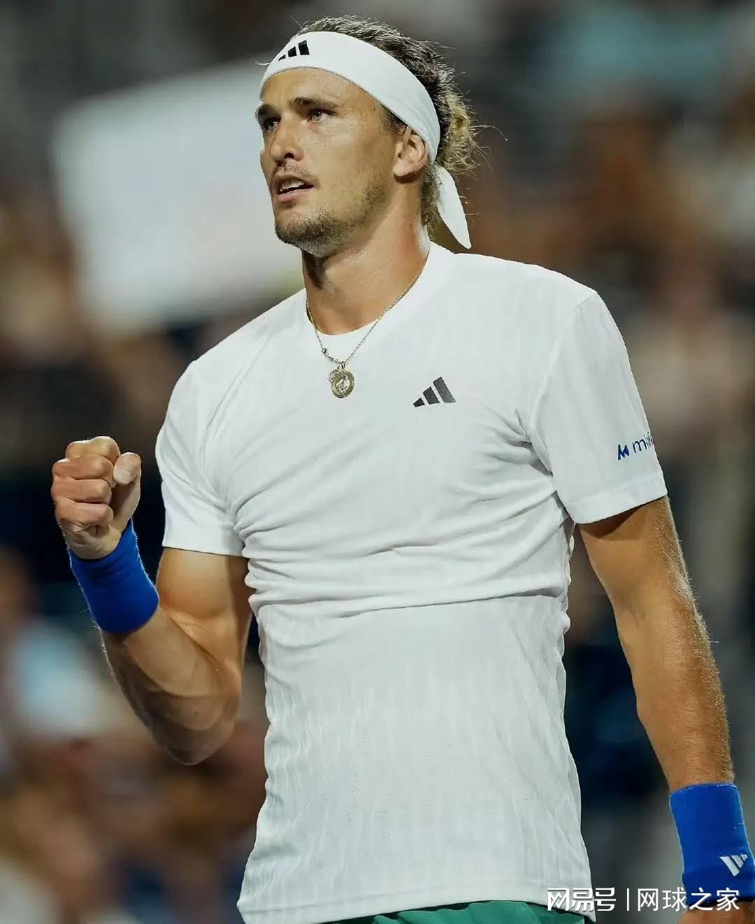 发球和底线, 但网坛需要, 那个能真正