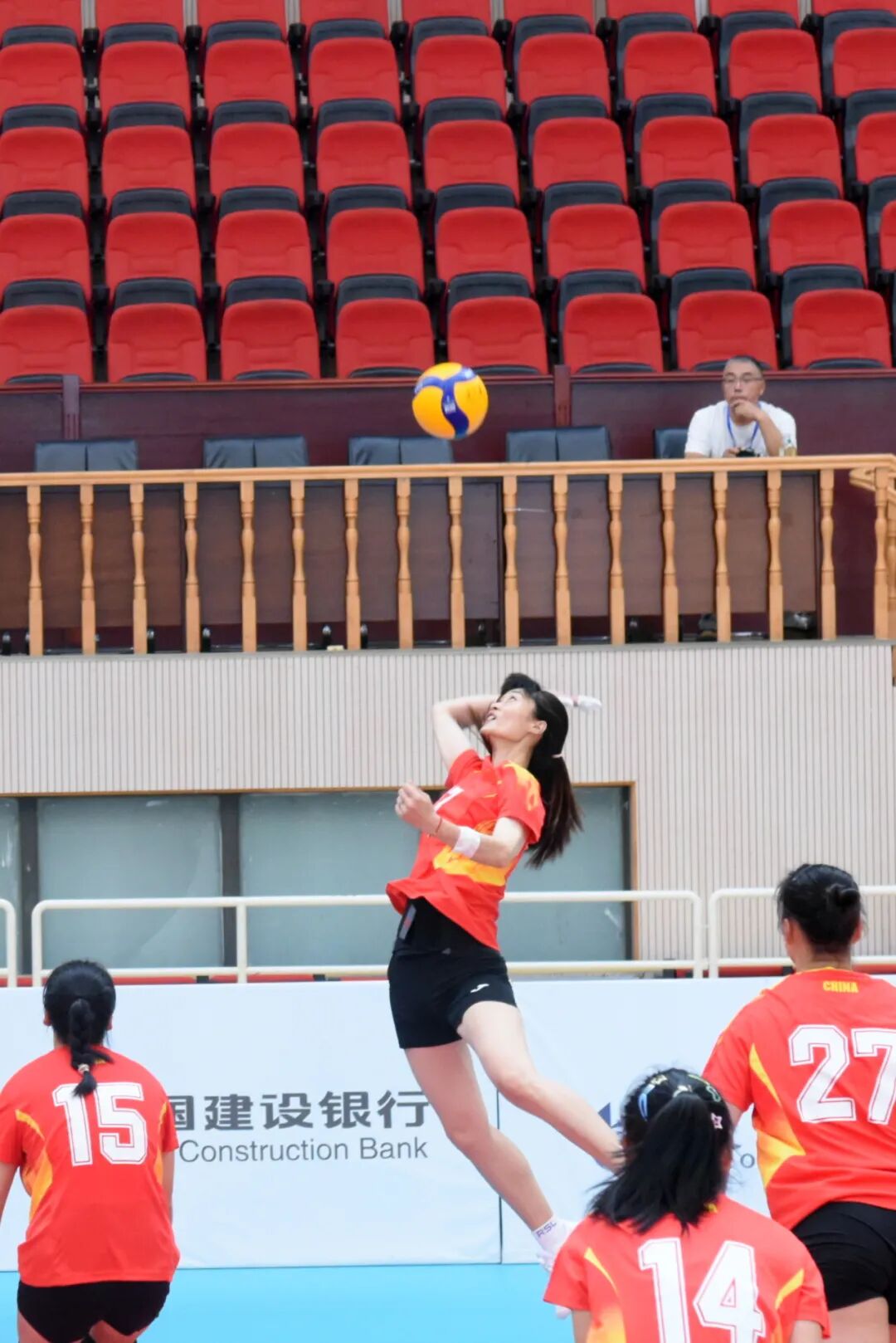 img, 中心体育馆