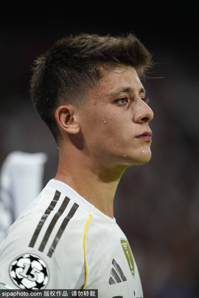 德里的转身, 番话让人们, 球本身